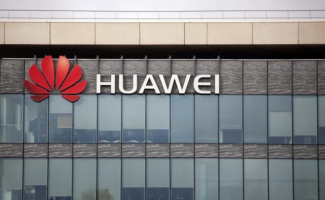 Huawei crossed the river by building a car and feeling well-off